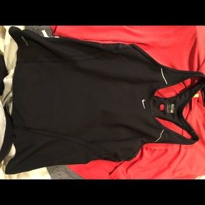 Nike tank